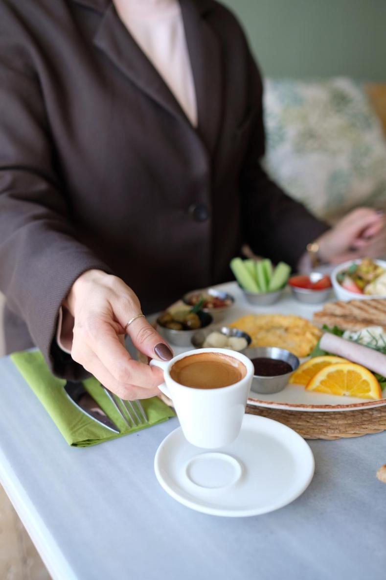 Meshk Airport Hotel Arnavutkoy Eksteriør billede